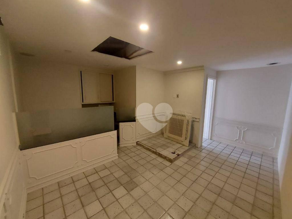 Sala comercial com 1 banheiro, 87 m² à venda por R$ 500.000 - Barra da Tijuca — Foto 1 de 12